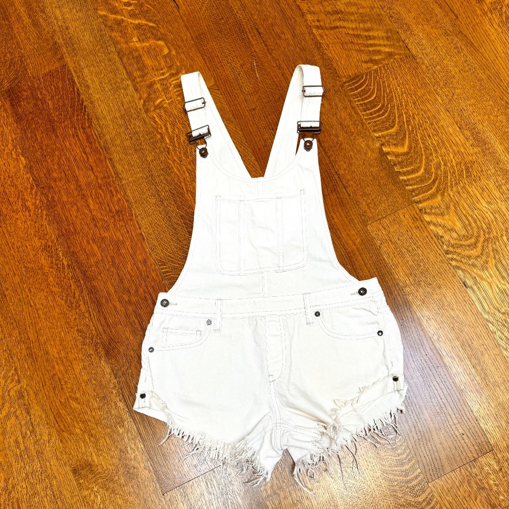We The Free White denim short overalls- Size 26
